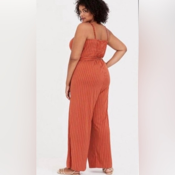 Torrid pinstripe jumpsuit Size 2 - Picture 2 of 6